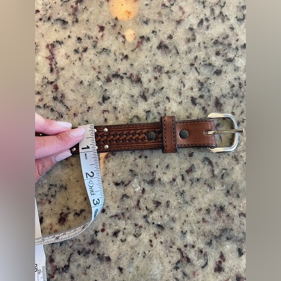 Women’s Brown Studded genuine Leather Belt fits  29”-32” - Picture 4 of 4